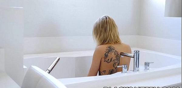  Zoey Monroe In Black Cock And A Bubble Bath